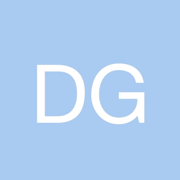 Meet your Posher, Diane - Picture 1 of 1